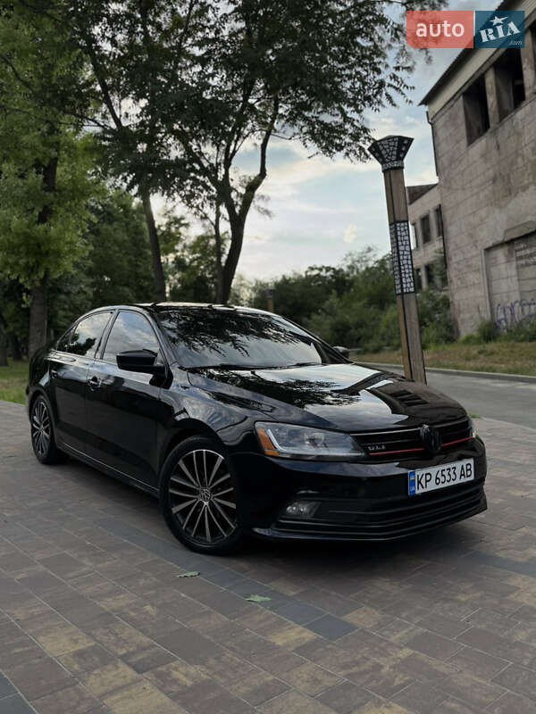 Седан Volkswagen Jetta 2014 в 
