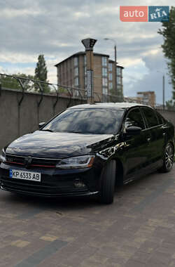 Седан Volkswagen Jetta 2014 в 