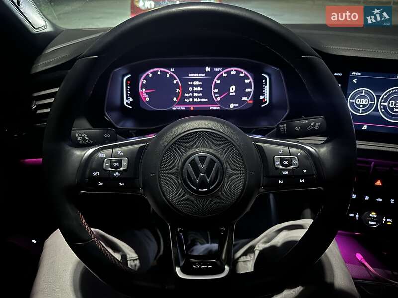 Седан Volkswagen Jetta 2019 в Києві