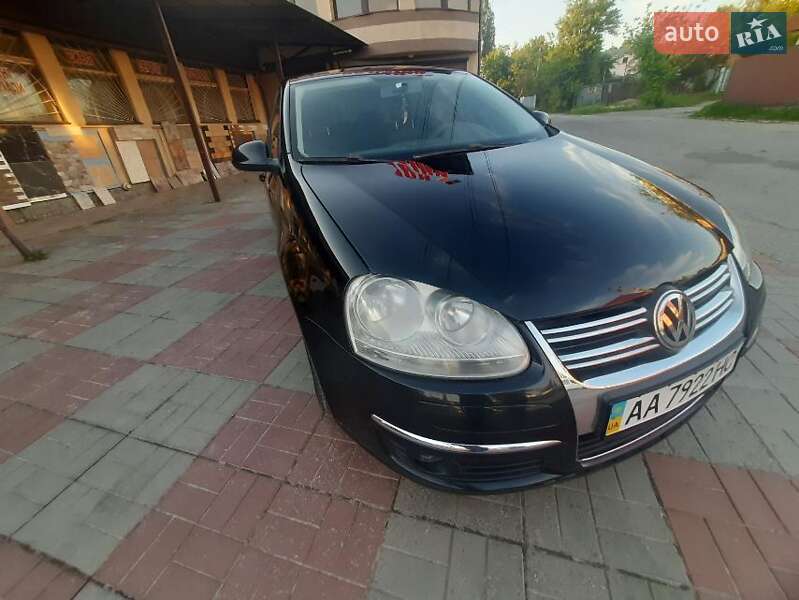 Седан Volkswagen Jetta 2008 в Василькові