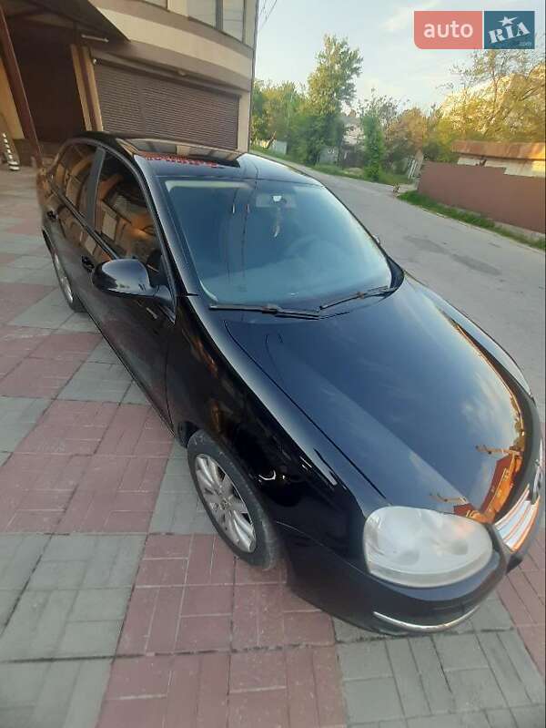 Седан Volkswagen Jetta 2008 в Василькові