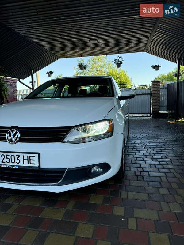 Седан Volkswagen Jetta 2014 в Ярошевке