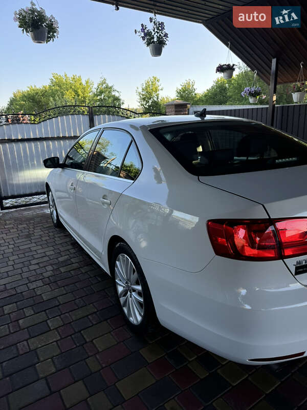 Седан Volkswagen Jetta 2014 в Ярошевке