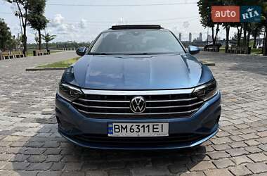 Седан Volkswagen Jetta 2018 в 
