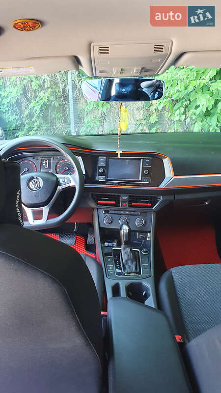 Седан Volkswagen Jetta 2018 в Києві