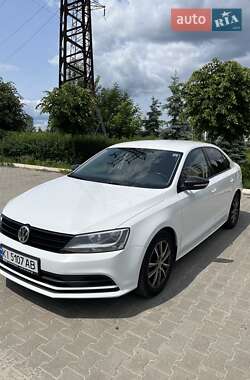 Седан Volkswagen Jetta 2016 в Бучі