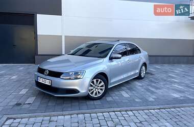 Седан Volkswagen Jetta 2013 в Івано-Франківську