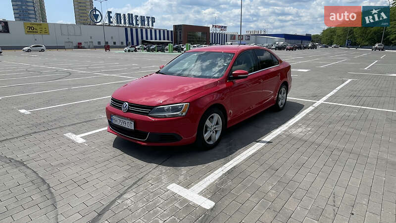 Седан Volkswagen Jetta 2012 в Одессе