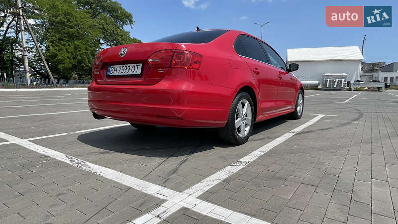 Седан Volkswagen Jetta 2012 в Одессе