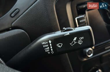 Седан Volkswagen Jetta 2011 в 