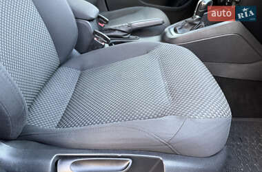 Седан Volkswagen Jetta 2011 в 