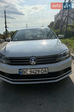Седан Volkswagen Jetta 2016 в Львове