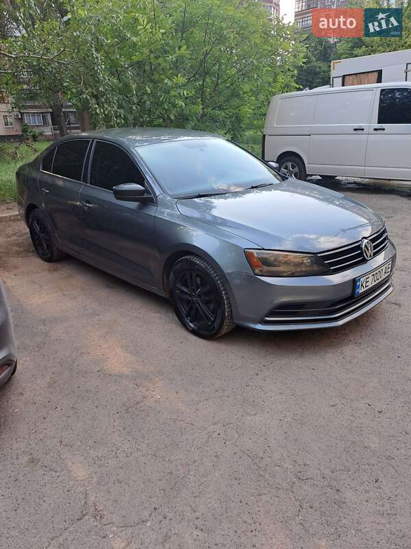 Седан Volkswagen Jetta 2016 в Кривом Роге