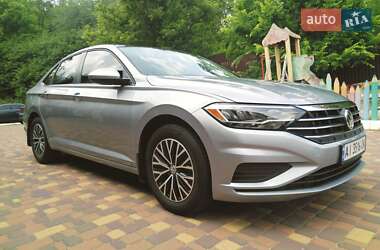Седан Volkswagen Jetta 2019 в Обухові