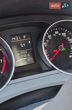 Седан Volkswagen Jetta 2015 в 