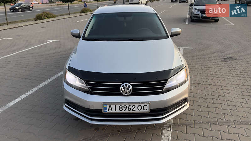 Седан Volkswagen Jetta 2015 в Києві