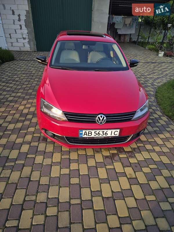Седан Volkswagen Jetta 2011 в Козятині