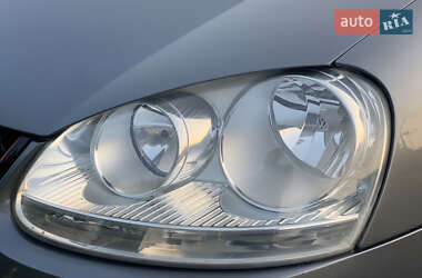 Седан Volkswagen Jetta 2006 в 