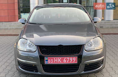 Седан Volkswagen Jetta 2006 в 