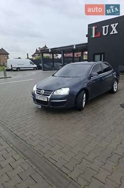 Седан Volkswagen Jetta 2007 в 