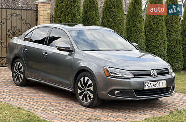 Седан Volkswagen Jetta 2014 в Киеве