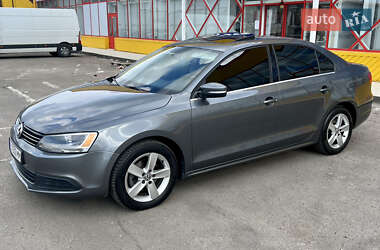 Седан Volkswagen Jetta 2014 в Житомире