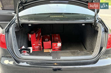 Седан Volkswagen Jetta 2011 в 