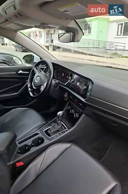 Седан Volkswagen Jetta 2018 в 