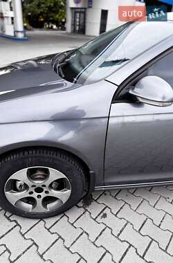 Седан Volkswagen Jetta 2008 в 