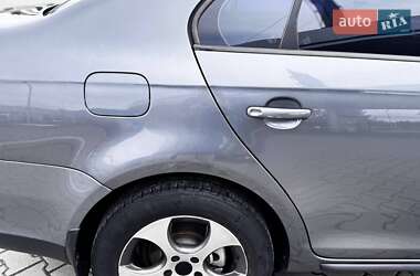Седан Volkswagen Jetta 2008 в 