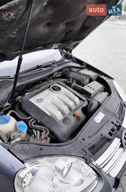 Седан Volkswagen Jetta 2008 в 