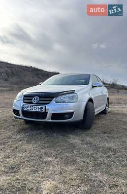 Седан Volkswagen Jetta 2006 в Первомайске