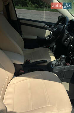 Седан Volkswagen Jetta 2011 в 
