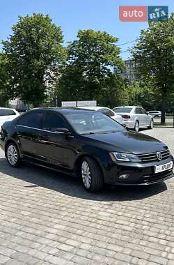 Седан Volkswagen Jetta 2015 в 