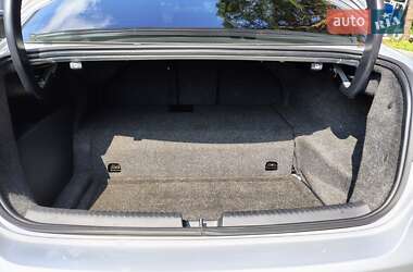 Седан Volkswagen Jetta 2014 в 