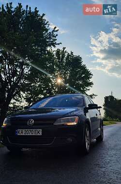Седан Volkswagen Jetta 2013 в Полтаві