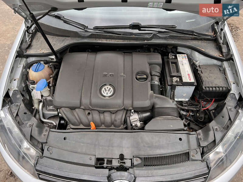 Универсал Volkswagen Jetta 2011 в Шостке