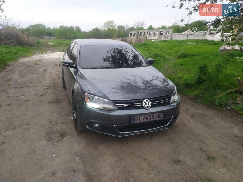 Седан Volkswagen Jetta 2013 в Оржице