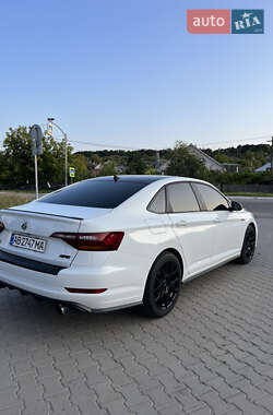 Седан Volkswagen Jetta 2019 в 