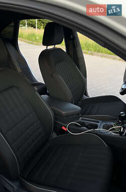 Седан Volkswagen Jetta 2019 в 