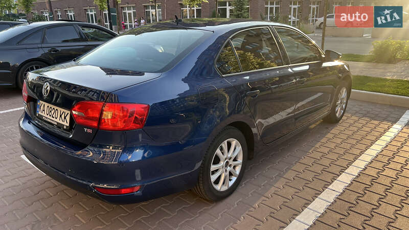 Седан Volkswagen Jetta 2013 в Софіївській Борщагівці