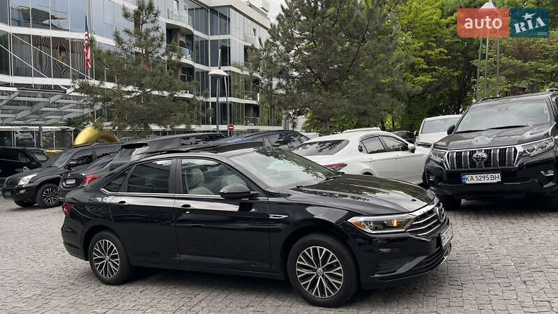 Седан Volkswagen Jetta 2019 в Одесі