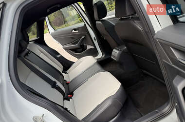 Седан Volkswagen Jetta 2019 в 