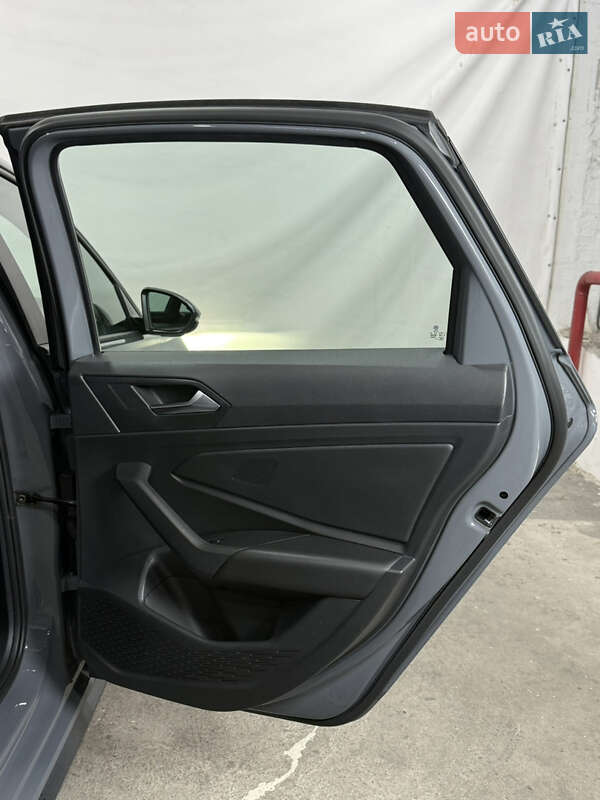 Седан Volkswagen Jetta 2019 в Одессе