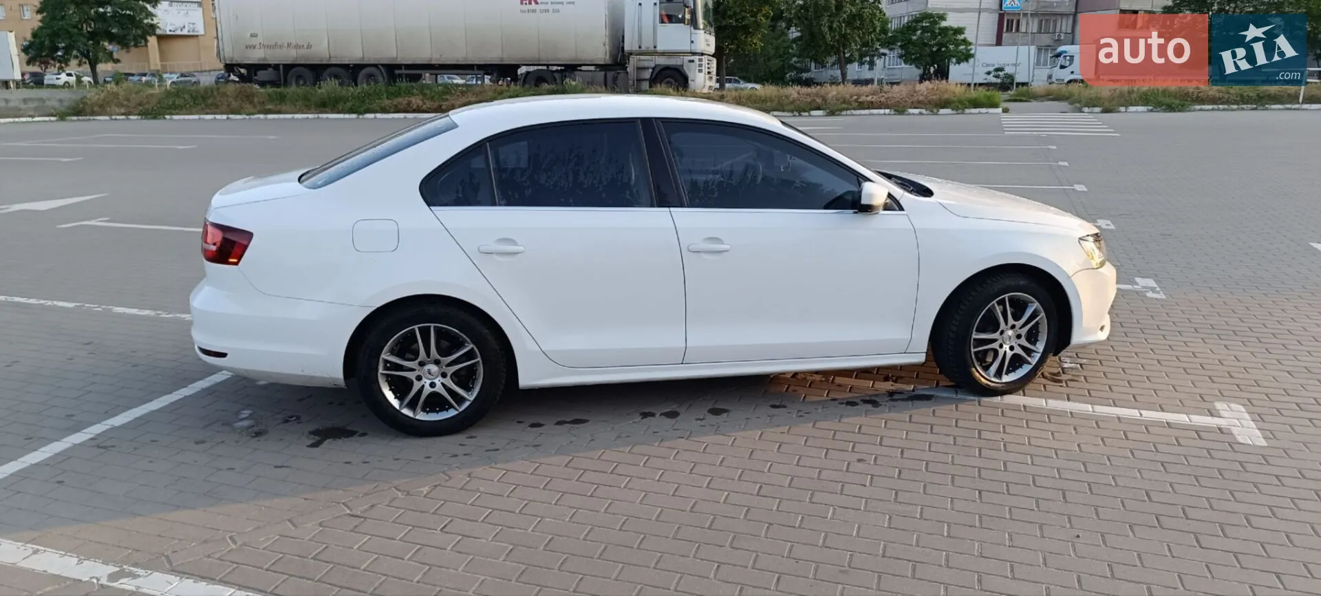 2017 Volkswagen Jetta - мініатюра 3