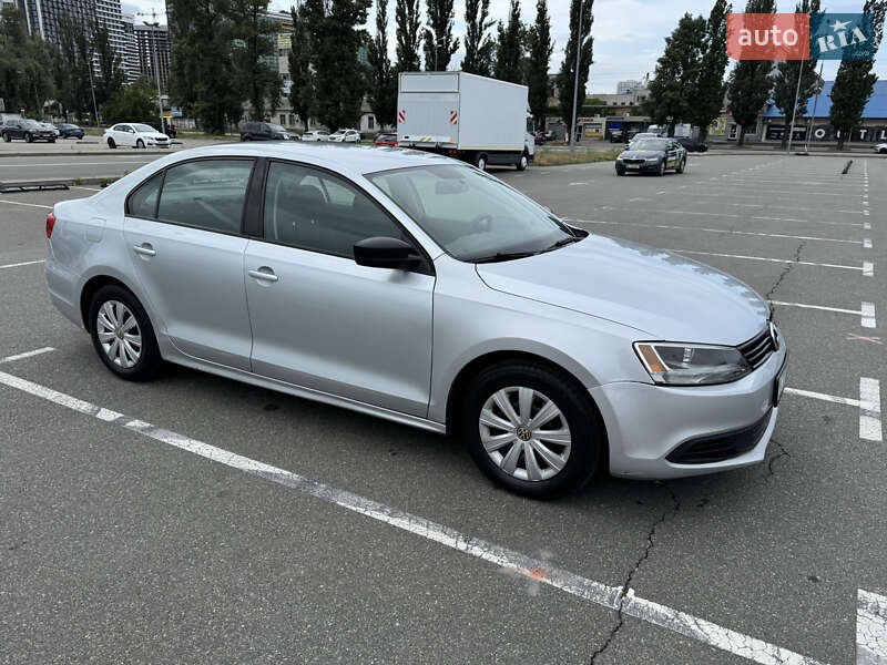 Седан Volkswagen Jetta 2011 в Киеве