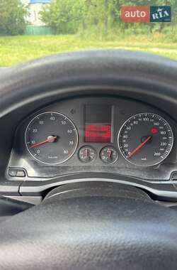 Седан Volkswagen Jetta 2006 в 