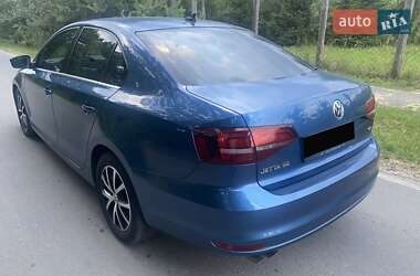 Седан Volkswagen Jetta 2017 в 