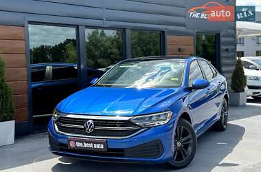 Седан Volkswagen Jetta 2023 в Ровно
