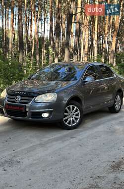 Седан Volkswagen Jetta 2006 в Белогородке